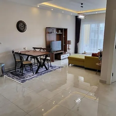 Lejlighed Sunny Apartment, 2 Rooms, 70m2, Close To Beach Alanya